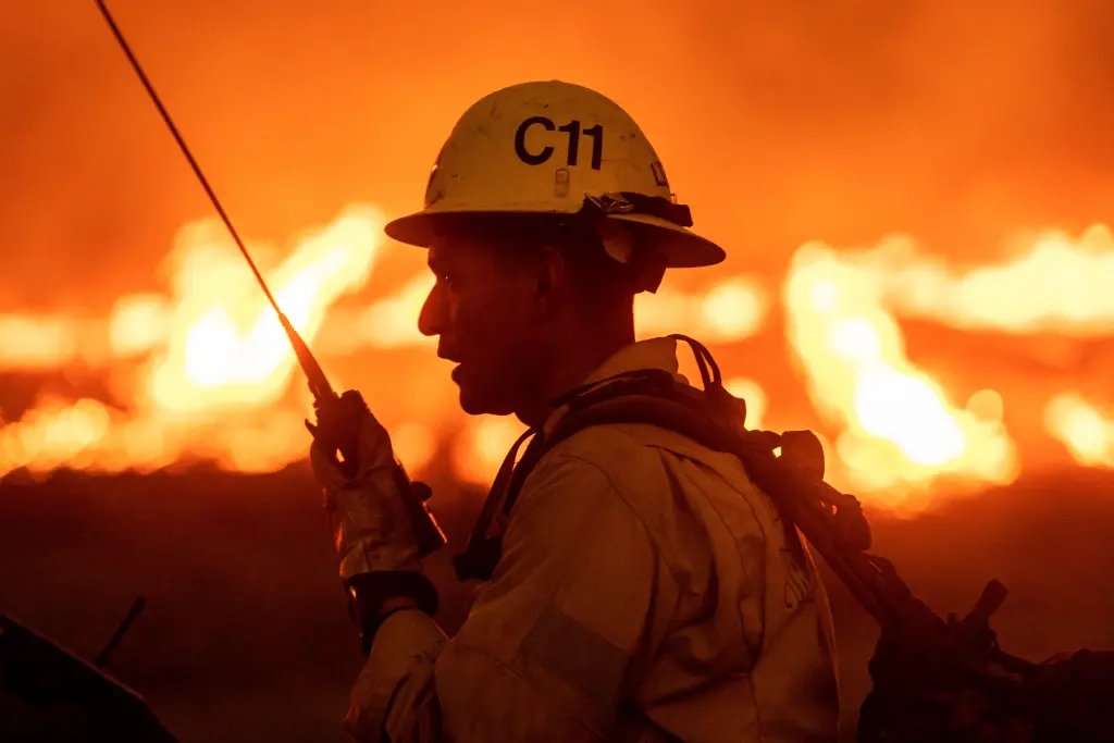 Homeless man with ‘flamethrower’ busted on suspicion of arson near LA’s Kenneth Fire after residents detain him